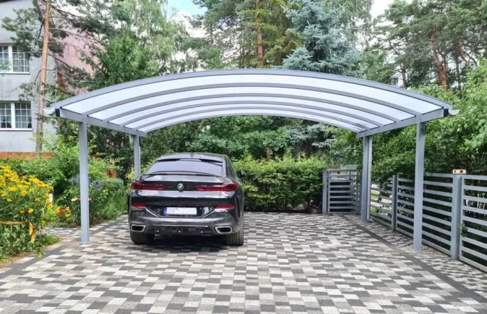 АВТОНАВІС АРОЧНИЙ