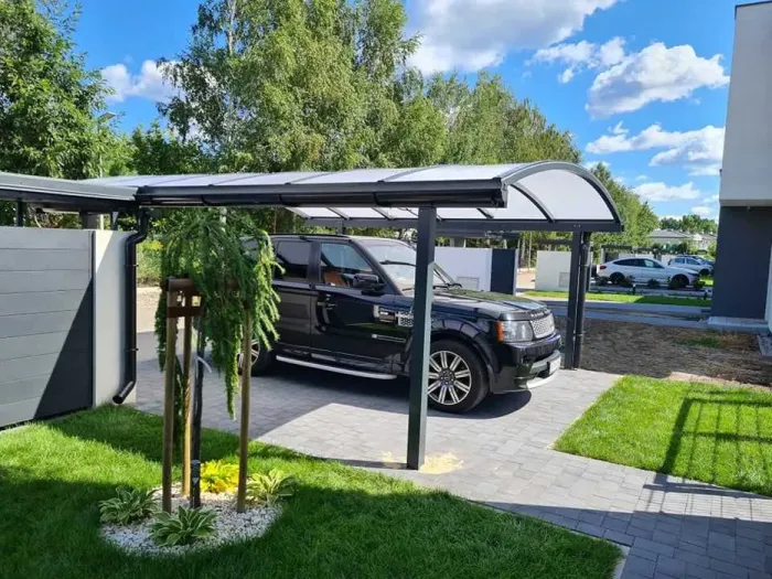 АВТОНАВІС АРОЧНИЙ